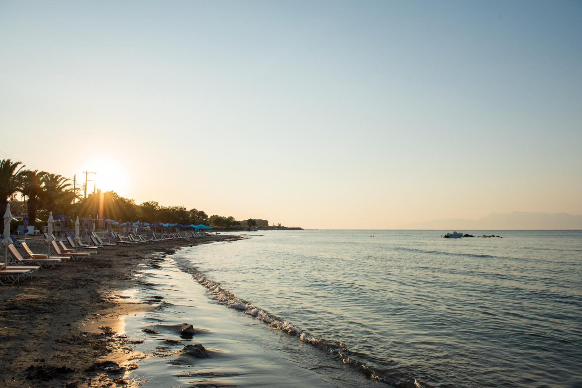 Aphrodite Beach Hotel Corfu Roda  Buitenkant foto