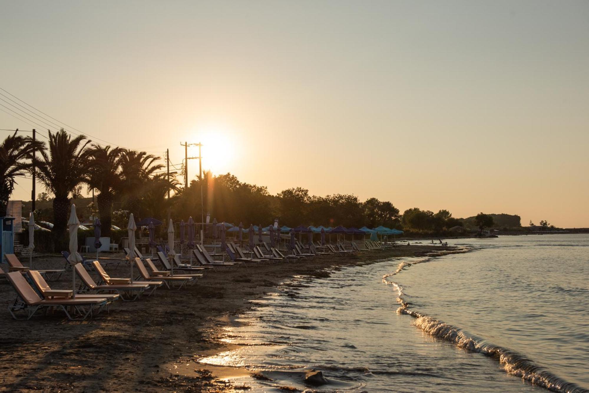 Aphrodite Beach Hotel Corfu Roda  Buitenkant foto