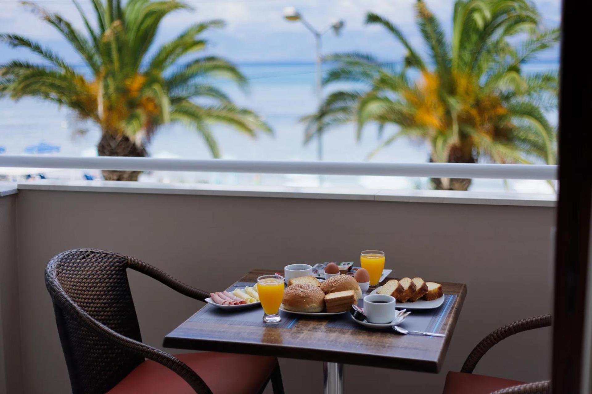 Aphrodite Beach Hotel Corfu Roda  Buitenkant foto